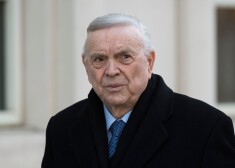 86 gadus vecais Žuzē Marija Marins.