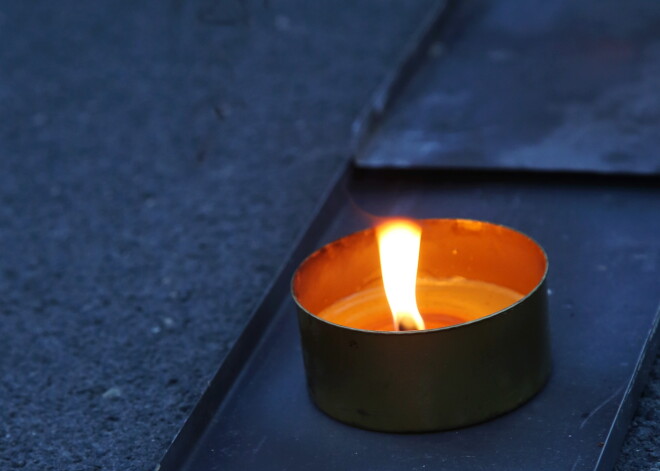 В аварии погиб лежавший на дороге человек