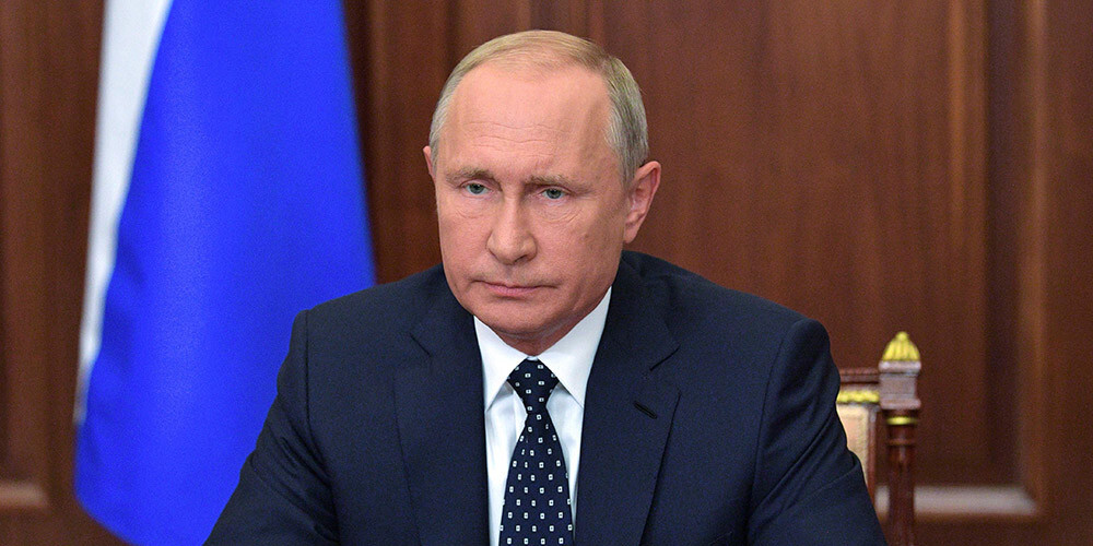 Putins glābj savu reitingu un paziņo par pensiju sistēmas reformas mīkstināšanu