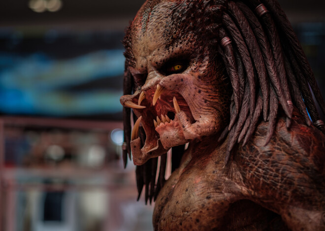 Visuma nāvējošākie mednieki atgriežas filmā "Plēsoņa: Atjaunots"