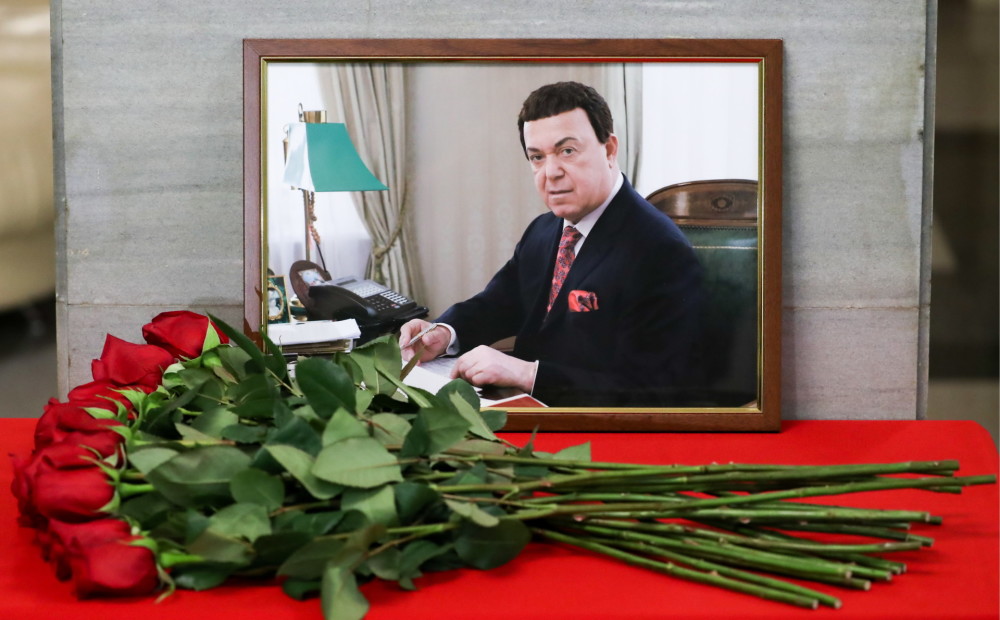 No darba atlaists Krievijas TV darbinieks, kurš priecājies par Kobzona nāvi