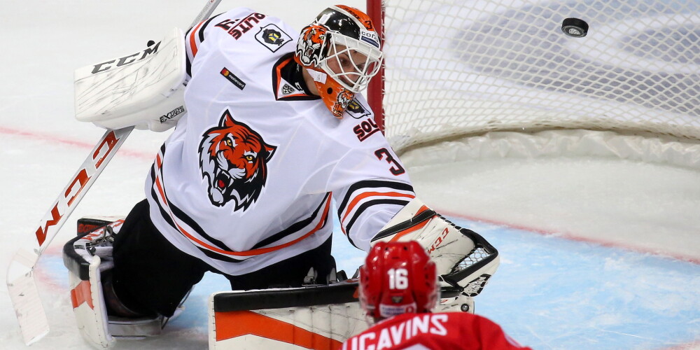 Daugaviņš un Karsums gūst vārtus, atklājot KHL sezonu