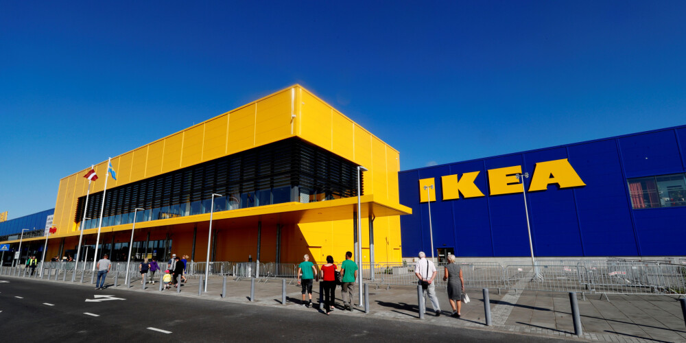 Politoloģe aizdomājas: vai IKEA Rīgā popularizē "specifisku vīriešu interesi par bērniem"?