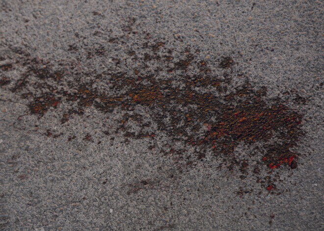 В Риге грузовик насмерть сбил пешехода