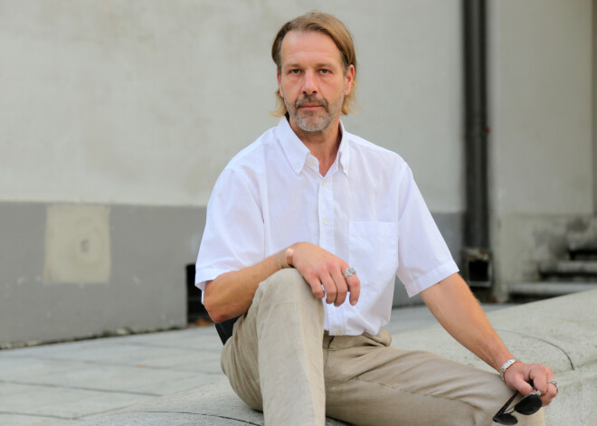 Alvis Vēciņš, kurš daudz strādājis ar prostatas vēža skartajiem: "Aina ir ļoti līdzīga - viņos gruzd naids pret sievišķo"