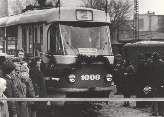 100 lietas Latvijas simtgadei. 1978. gads: 2. MARŠRUTA TRAMVAJS
