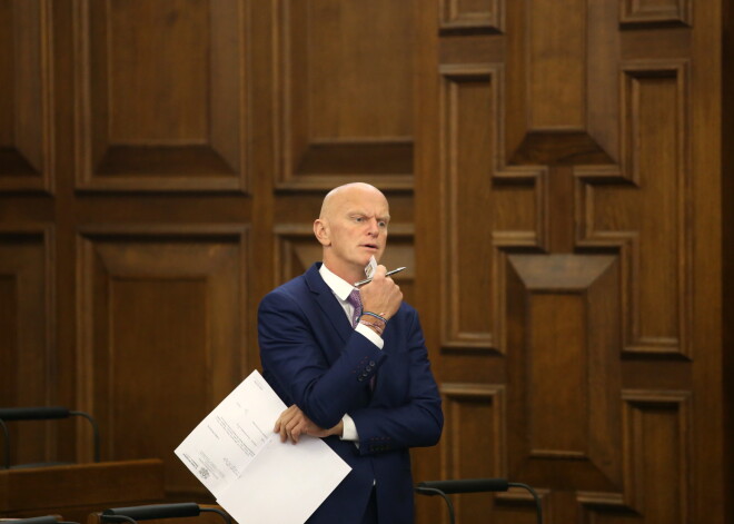 Aizejot no politikas, Gaidis Bērziņš rakstīs grāmatu par maksātnespēju Latvijā