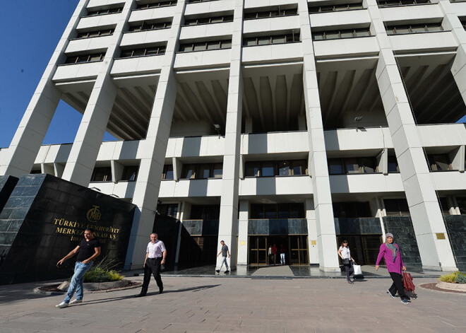 Turcijas centrālā banka pārsteidz ar negaidīti lielu procentlikmes paaugstinājumu