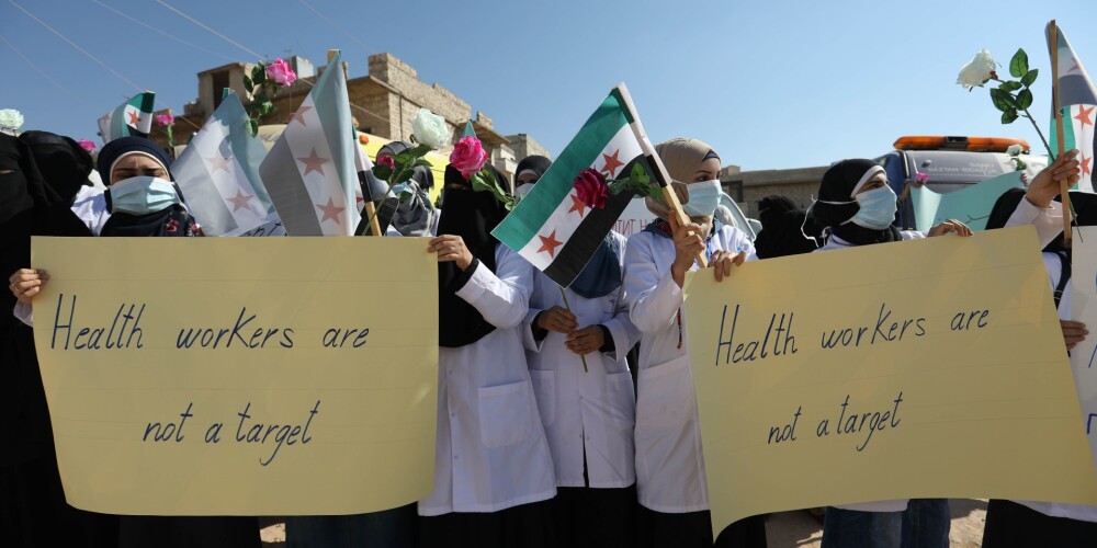Mediķi Sīrijas Idlibas provincē aicina ANO aizstāvēt viņus pret iespējamo valdības spēku ofensīvu