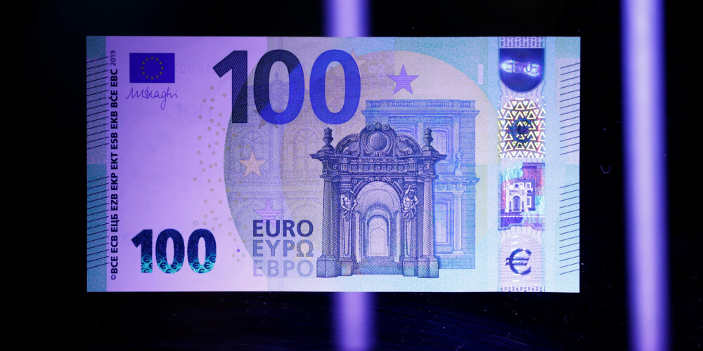 FOTO: tā izskatīsies jaunās 100 un 200 eiro banknotes