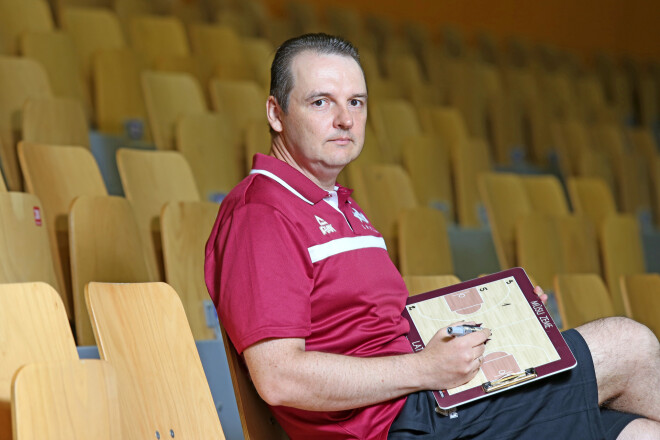 Mārtiņš Zībarts ir pirmais basketbola treneris, kurš aizvedis kādu mūsu pieaugušo valstsvienību līdz Pasaules kausa izcīņai.