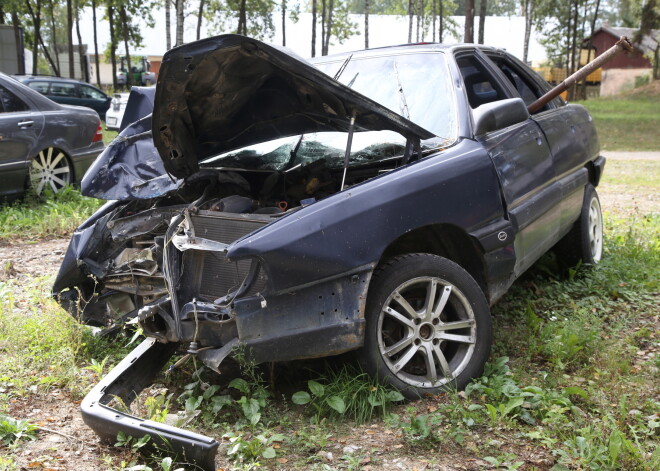 Uz Latvijas autoceļiem izdevies aizvadīt dienu bez bojāgājušajiem, tomēr ir cietušie