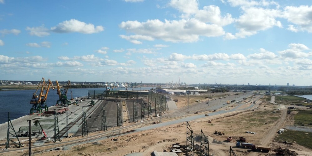 Krievu salā būtisks progress papildu infrastruktūras un ogļu kraušanas tehnoloģiju izbūvē