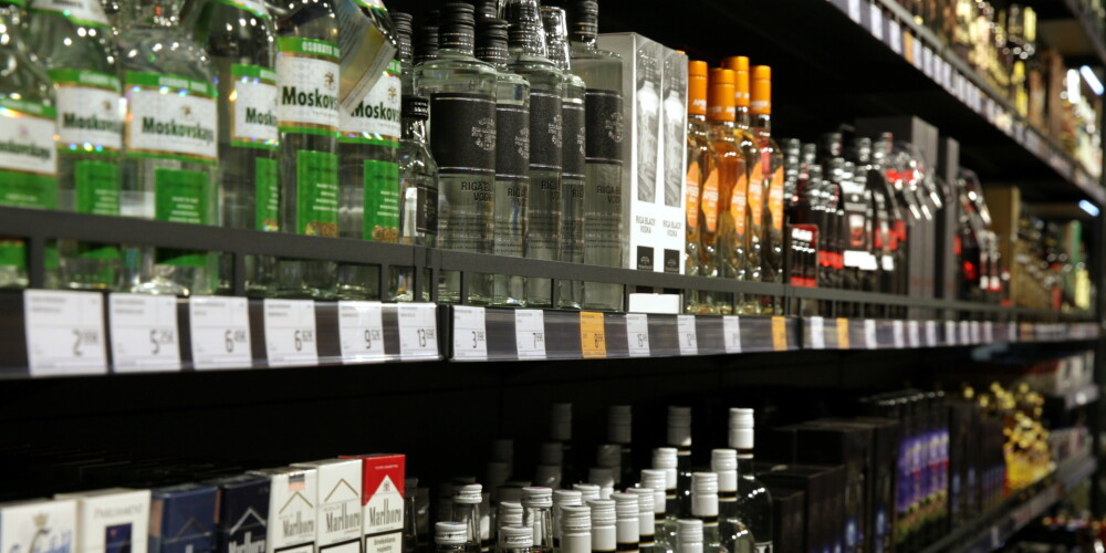За семь месяцев в Латвии произведено на 41,8% больше алкогольных напитков, чем годом ранее