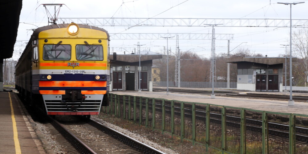 Pirmdien no Rīgas uz Aglonu un atpakaļ brauks 6 vilcieni. Reisu saraksts šeit: