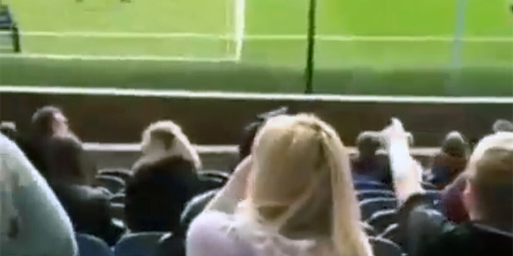 VIDEO: iespējams, šī ir pēdējā reize, kad viņa apmeklē futbolu