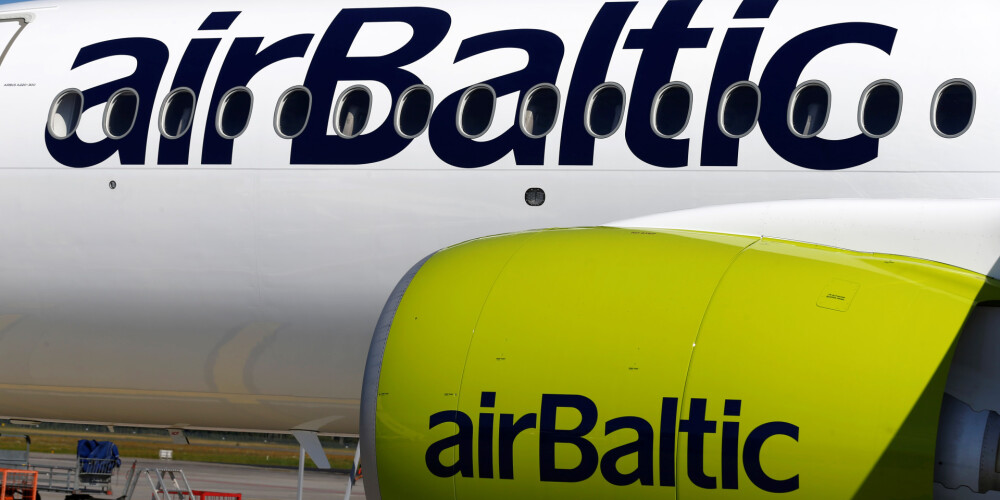 "airBaltic" balsojumā par lidmašīnu nosaukšanu pilsētas vārdā uzvarējušas Cēsis