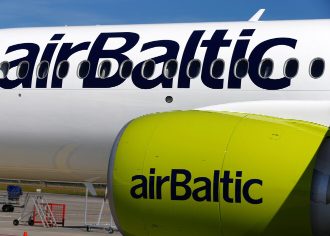 "airBaltic" balsojumā par lidmašīnu nosaukšanu pilsētas vārdā uzvarējušas Cēsis