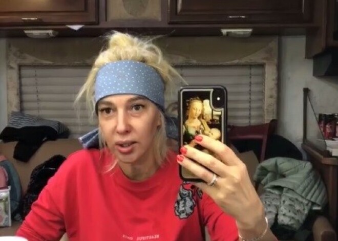 Взбледнулось: что бывает, когда звезды остаются без макияжа - Я Покупаю