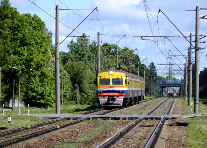 BATL: dzelzceļa elektrifikācijas "patiesā cena" būs vismaz par 230 miljoniem eiro lielāka