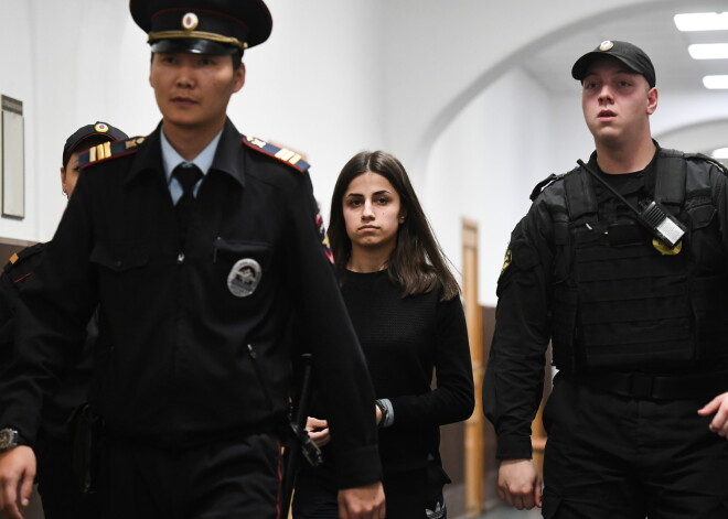 Убийство отца-тирана: сестры Хачатурян вышли на свободу до приговора суда