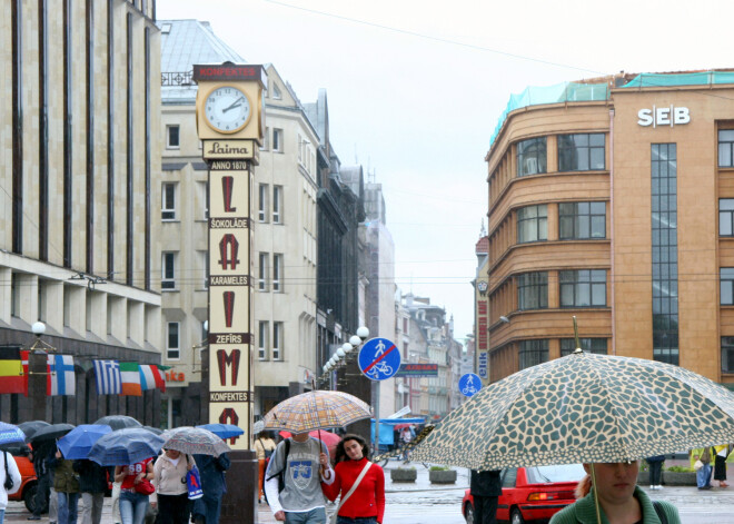 Trešdien, pār valsti virzoties ciklonam, gaidāms nepatīkams laiks