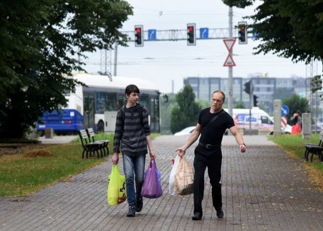 37% darba ņēmēju atalgojums gada laikā ir palielinājies