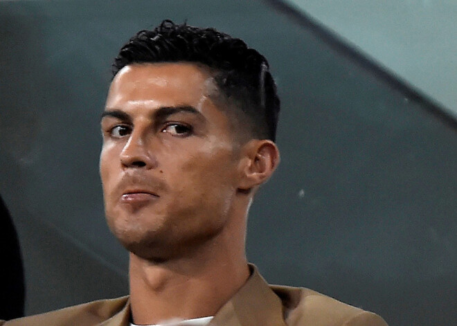 Ronaldu paziņo, ka viņa sirdsapziņa ir tīra un kategoriski noliedz izvirzītās apsūdzības izvarošanā