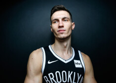 Rodions Kurucs savā debijas pārbaudes spēlē NBA līmenī apliecināja, ka ir gatavs cīnīties par vietu komandas sastāvā.