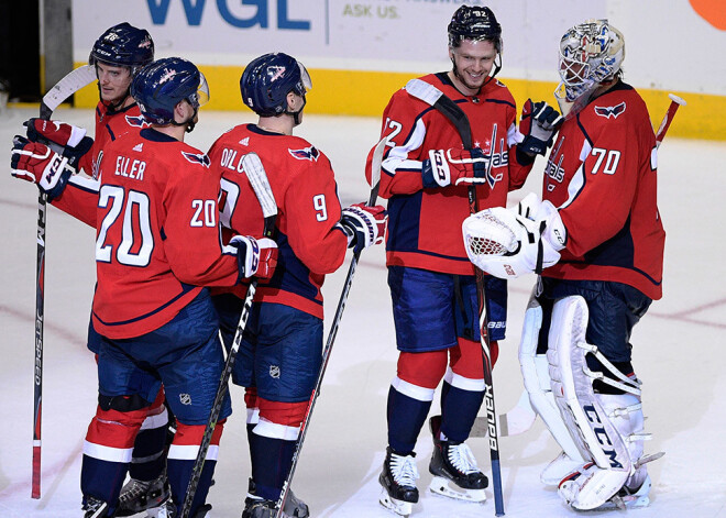 "Capitals" jauno NHL sezonu sāk ar ātri gūtiem vārtiem un graujošu uzvaru