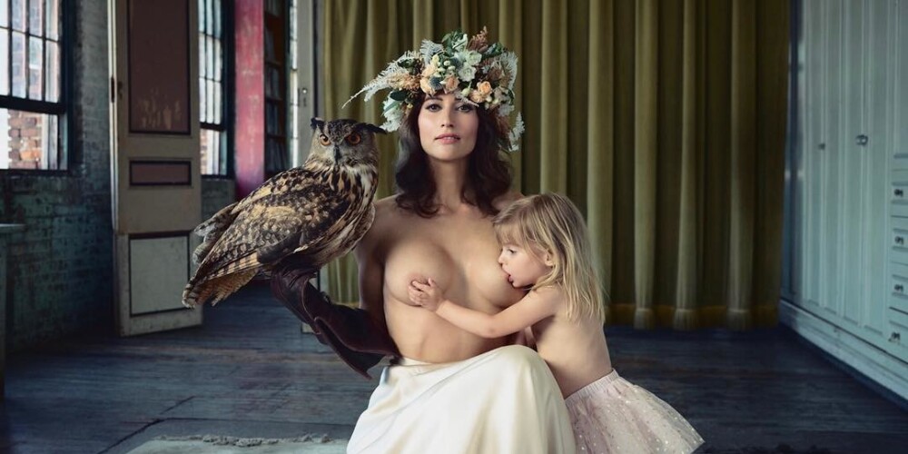 "Krūtis ir domātas bērna zīdīšanai, nevis vīriešu pavedināšanai". Sabiedrības attieksmi maina fotogrāfe un māte Reka