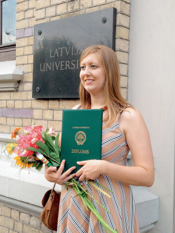 2013. gadā, absolvējot Latvijas Universitāti.