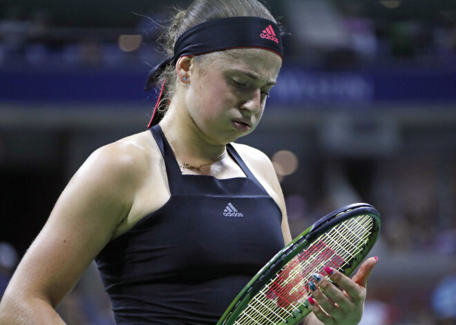 Ostapenko nedienas turpinās arī pret ranga ceturtā simta tenisisti