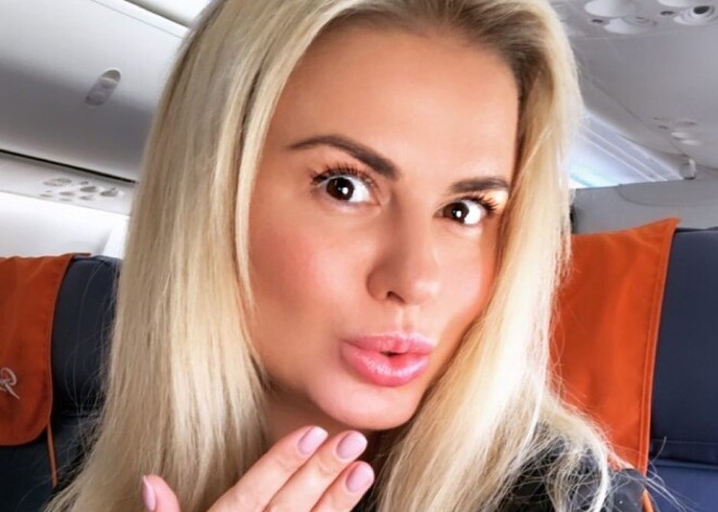 "Рожать тебе надо!": Анна Семенович в неглиже раскрыла секрет своего успеха, но ей не поверили