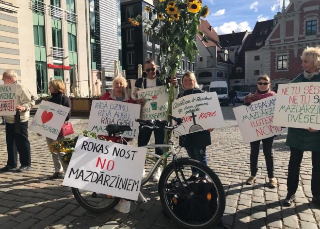 Mežaparka iedzīvotāji turpina kašķēties par skolu - pagaidām bez rezultāta