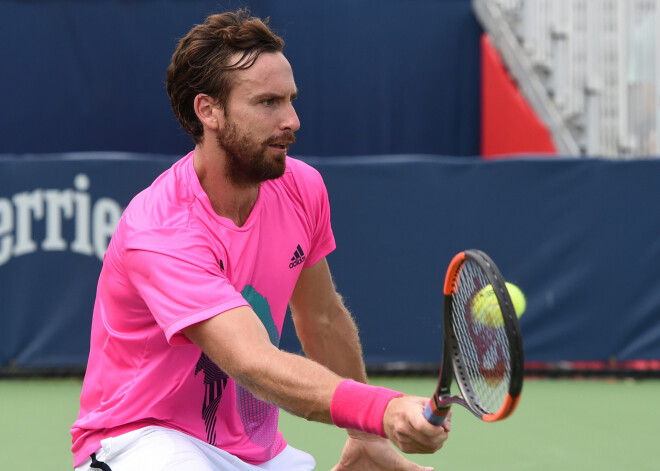 Gulbis iekļūst Stokholmas turnīra pamatsacensībās