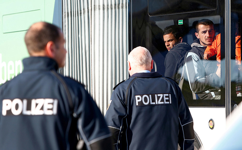 Migrantu deportācijas no Vācijas uz citām Eiropas valstīm trīskāršojušās