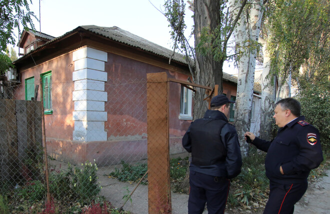 Māja Kerčas nomalē, kur kopā ar māti kopā dzīvoja masu slepkava Vladislavs Rosļakovs.