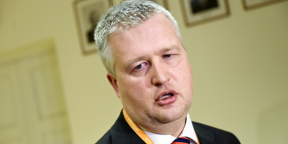 "Aizrotēts" Veselības ministrijas valsts sekretārs Aivars Lapiņš