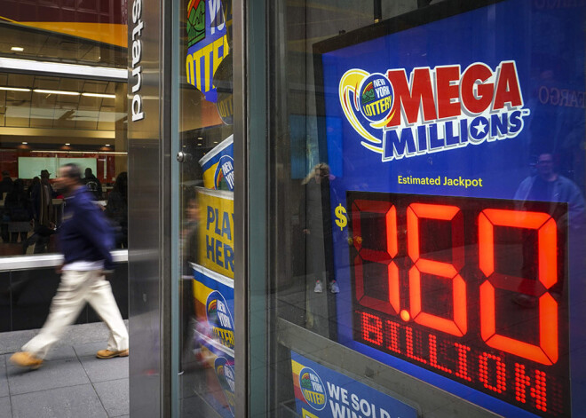 ASV loterijā "Mega Millions" laimēti 1,537 miljardi dolāru