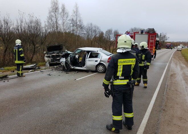 Smagā avārijā miris bijušais "Rēzeknes namsaimnieka" vadītājs Spičs un viņa sieva