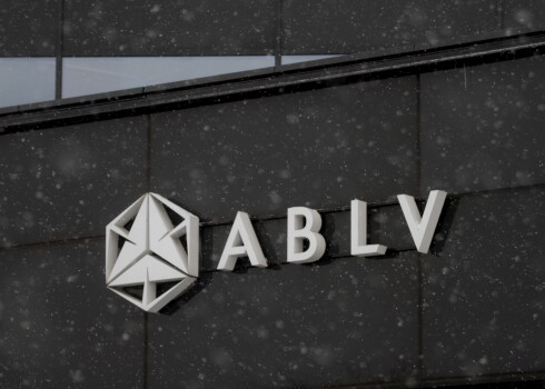 Advokāts iespējamo Bunkus vēlmi kļūt par ABLV bankas likvidatoru saista ar centieniem panākt piespiedu likvidāciju