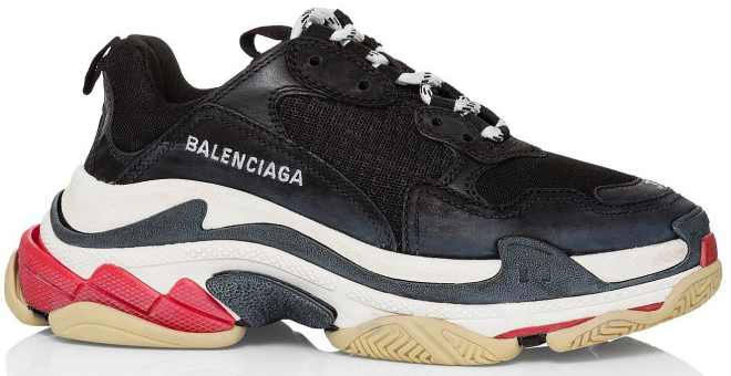 Balenciaga, Triple S sneakers (698-972 eiro) 