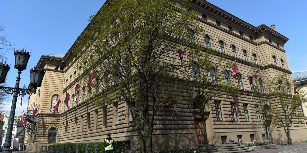 Par Saeimas komisiju sastāva ievēlēšanu pieļauj lemt pēc 6.novembra sēdes