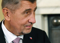 Babišs paziņoja, ka apsver izstāšanos no līguma.