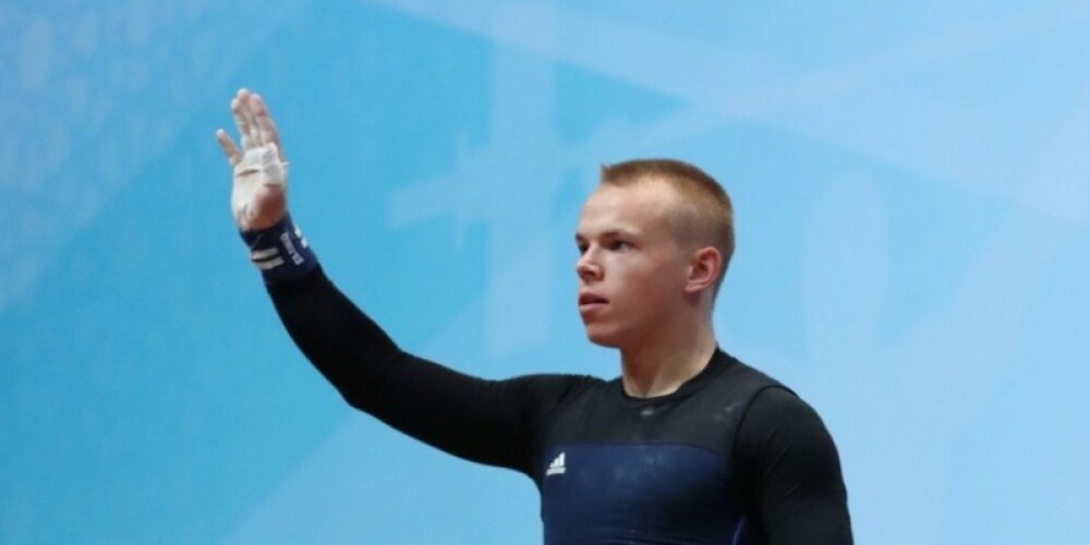 19 gadus vecais svarcēlājs Suharevs izcīna 11. vietu pasaules čempionātā pieaugušajiem