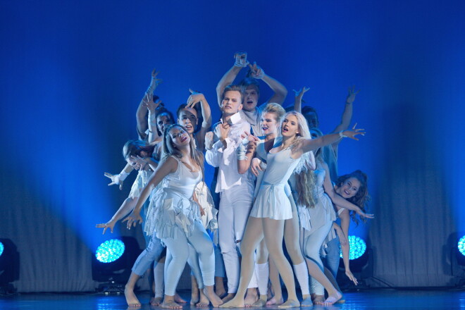 Īsi pirms Latvijas simtgades svētkiem un laikā, kad atzīmē Kārļa Skalbes 139. dzimšanas dienu, pirmizrādi Latvijas Nacionālajā operā un baletā piedzīvoja Rolanda Zagorska-Rolanda iestudētā muzikālā izrāde "Sapnis" – pēc Skalbes pasakas "Kā es braucu Ziemeļmeitas lūkoties" motīviem.