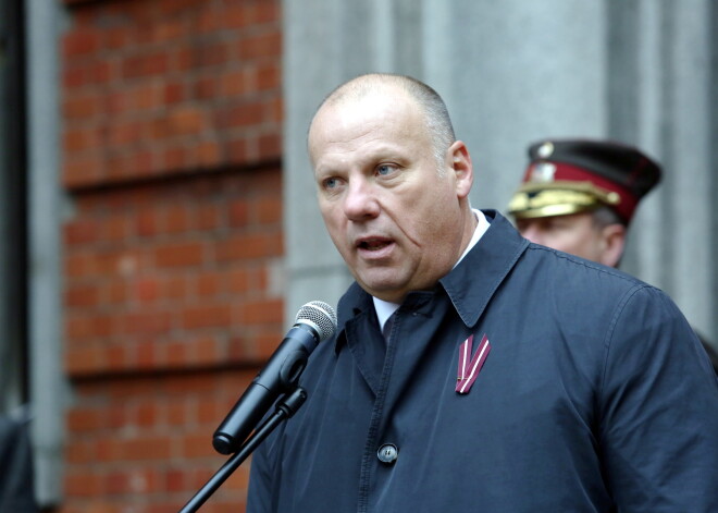 Bergmanis jaunsargiem novēl spēku un spēju pieņemt lēmumus: "Jūs esat simtgades jaunsardze, un tā ir milzīga atbildība"