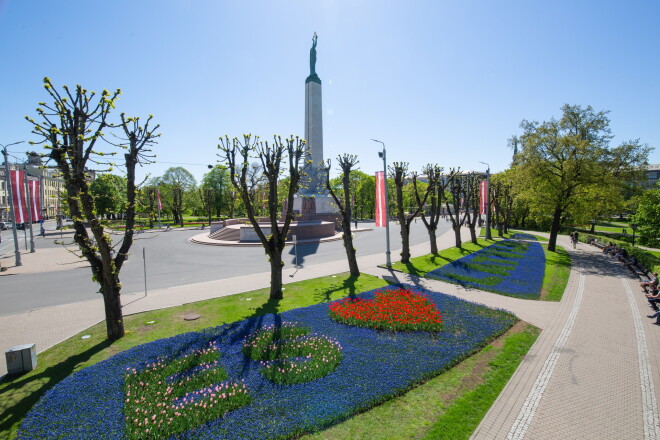 Šogad tapušās kompozīcijas.