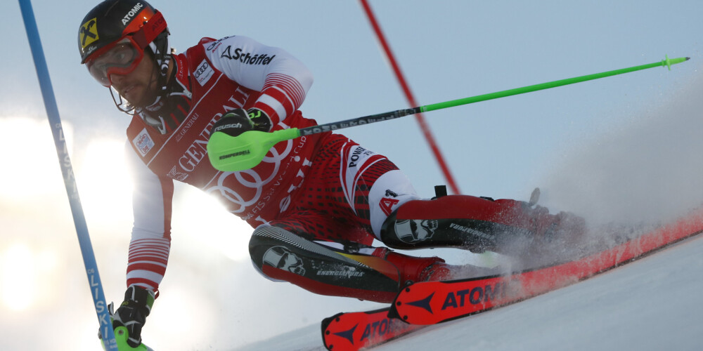 Slavenais Hiršers izcīna uzvaru Pasaules kausa sacensībās slalomā